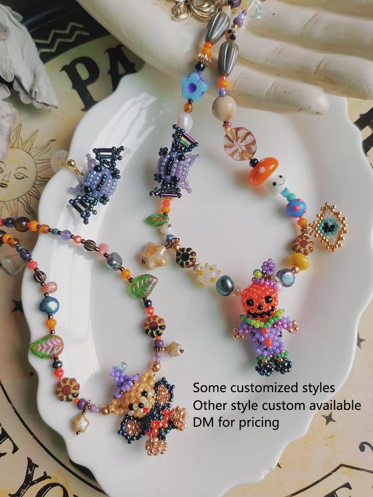 Custom Halloween necklace - verhalo custom jewelry