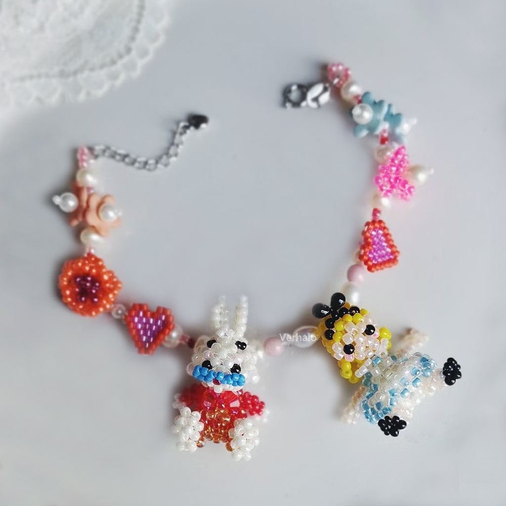 Handmade Alice in Wonderland Bracelet丨Verhalo Custom Jewelry